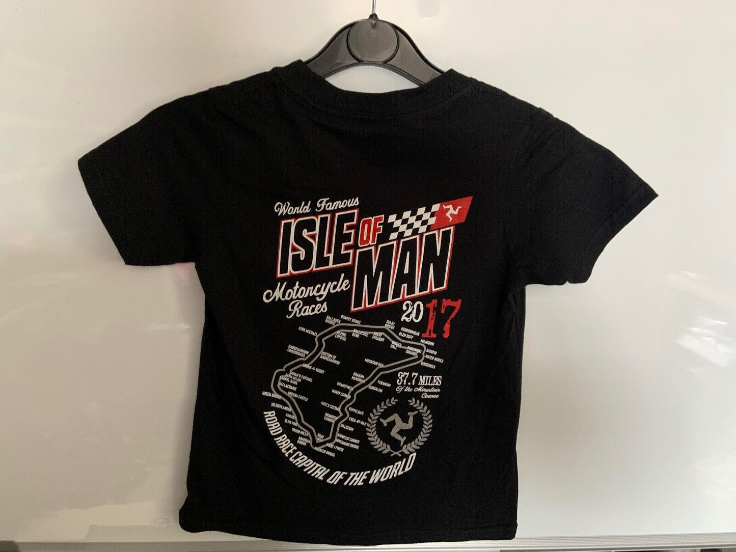 Isle Of Man Road Racing World Famous Iom17 Kid's T-Shirt