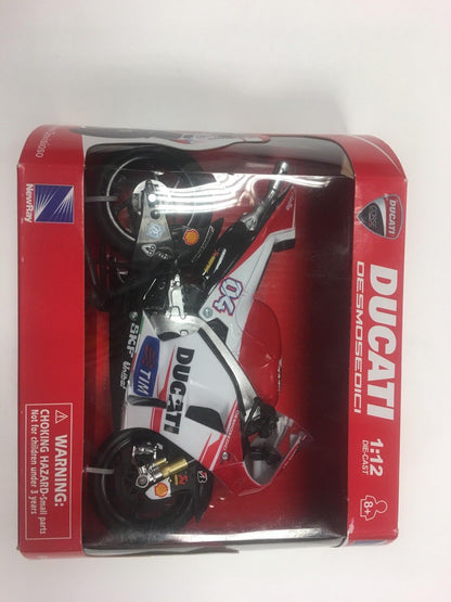 Official Andrea Dovizioso Ducati Model Bike 1/12 Scale - 17 72201